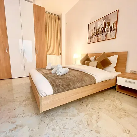 Address - The Golden Nest - Palace Of Parliament Area *