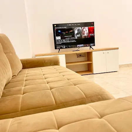 Апартаменти Address - The Golden Nest - Palace Of Parliament Area Бухарест