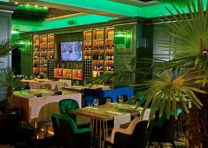 Address - The Golden Nest - Palace Of Parliament Area * Бухарест