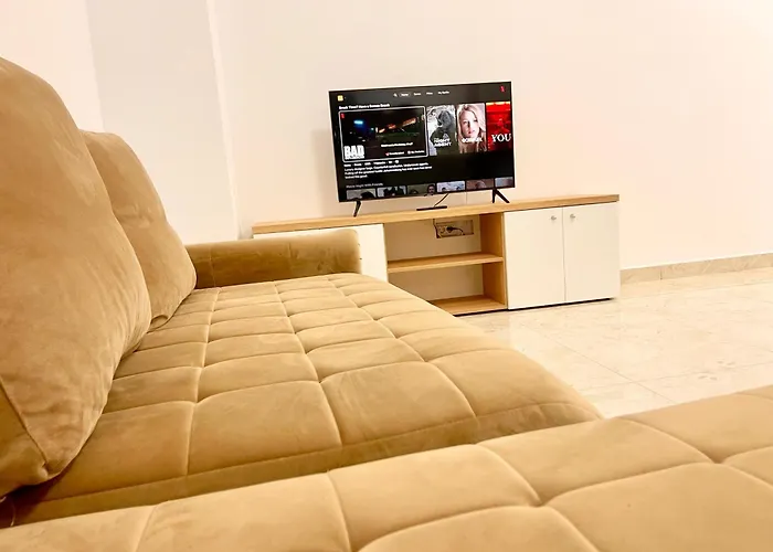 Апартаменти Address - The Golden Nest - Palace Of Parliament Area Бухарест