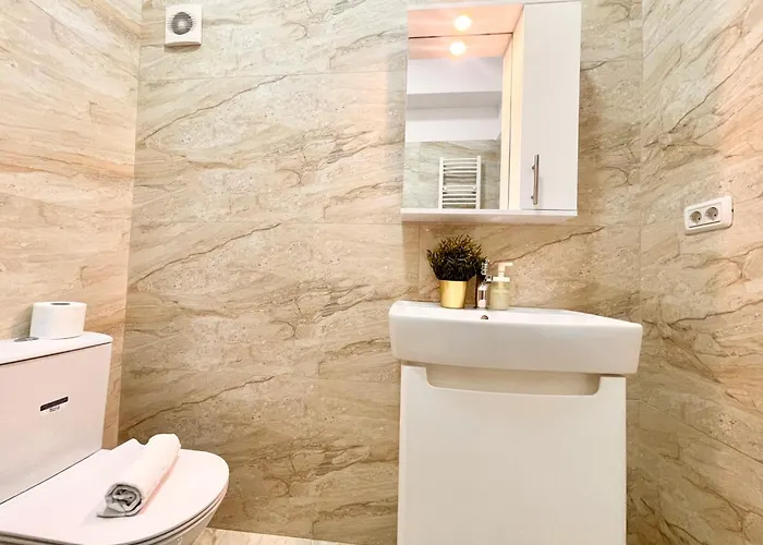 Address - The Golden Nest - Palace Of Parliament Area